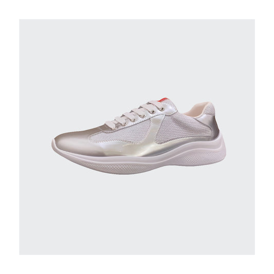 Cups Sneaker