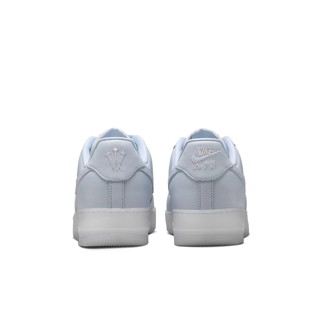 Dark Low-Top Sneaker